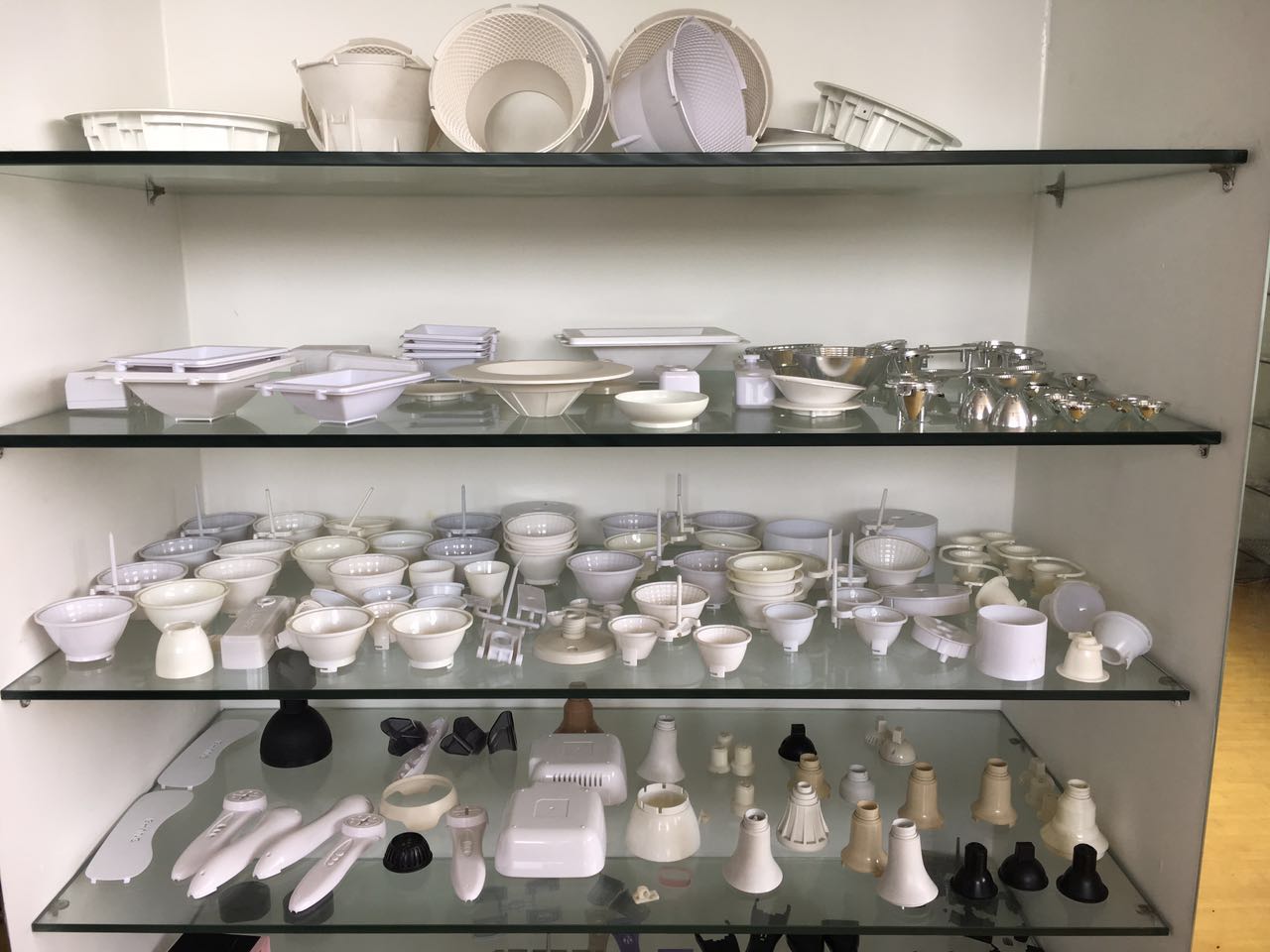 九州体育（中国）九州体育有限公司样板柜