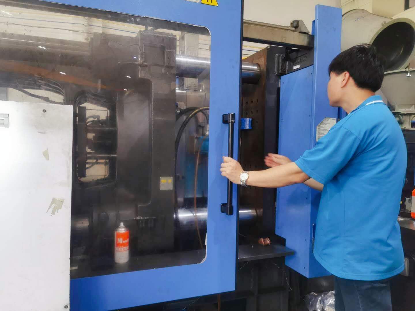 九州体育（中国）九州体育注塑模具试模